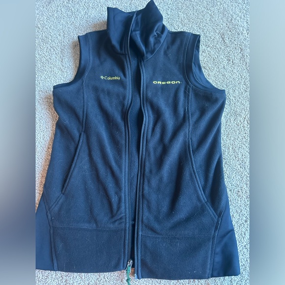 Columbia Black Fleece Jacket with Yellow Logo - Picture 1 of 3